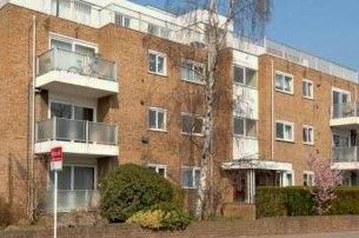 2 Bedroom Flat To Rent In Worple Road, Wimbledon, SW19