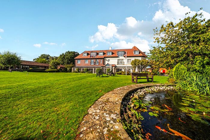 1 Bedroom Bungalow To Rent In Ilford Court, Elmbridge Village, Cranleigh, GU6