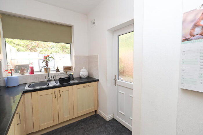 3 Bedroom Terraced House For Sale In Thornbury Road, M32
