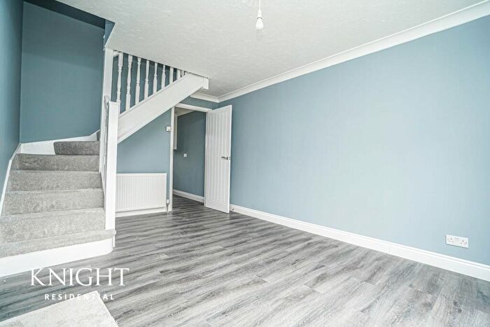 2 Bedroom Semi-Detached House For Sale In Adelaide Drive, Colchester, CO2