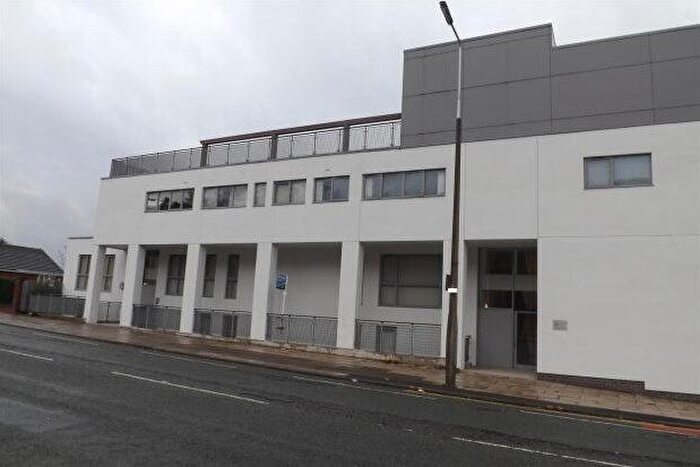 2 Bedroom Flat To Rent In City View, Liverpool, L5