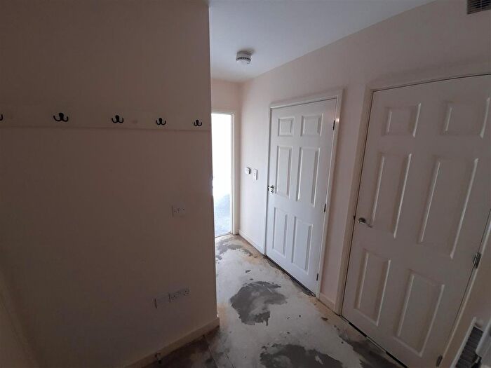 2 Bedroom Flat To Rent In Flat, Belgravia Close, Balsall Heath, B5