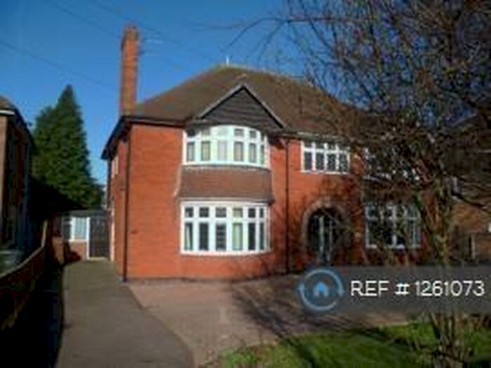 4 Bedroom Semi-Detached House To Rent In Ashby Road, Loughborough, LE11