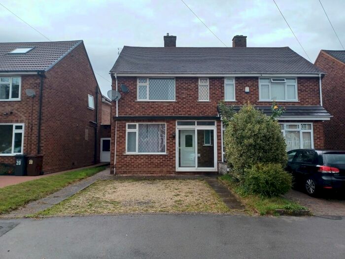 2 Bedroom Property To Rent In Redlands Close, Solihull, B91