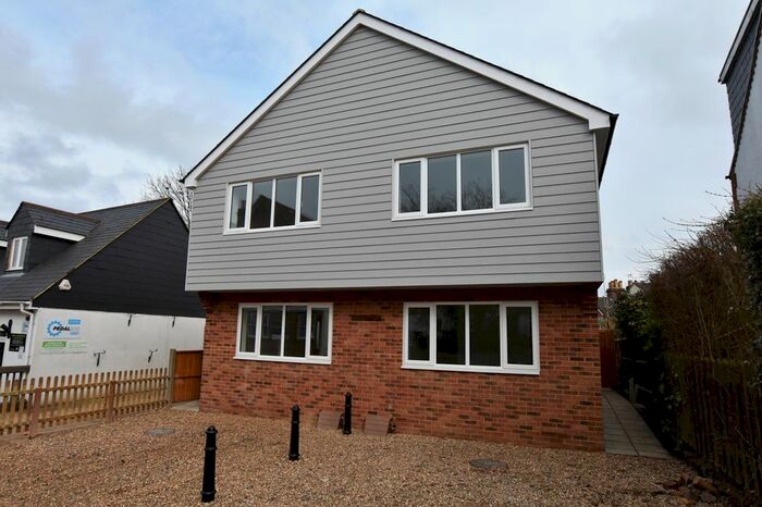 3 Bedroom Semi-Detached House To Rent In Rectory Lane, Ashtead, KT21