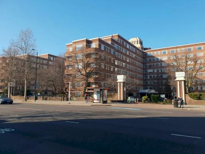 1 Bedroom Flat To Rent In Balham High Road, Balham, SW17