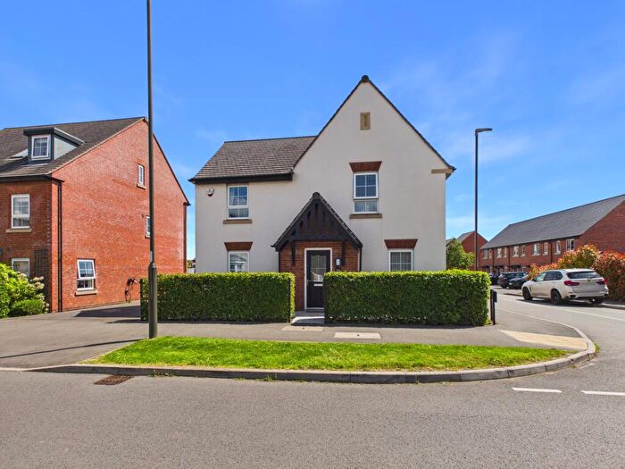4 Bedroom Detached House For Sale In Tutbury Avenue, Littleover, DE23