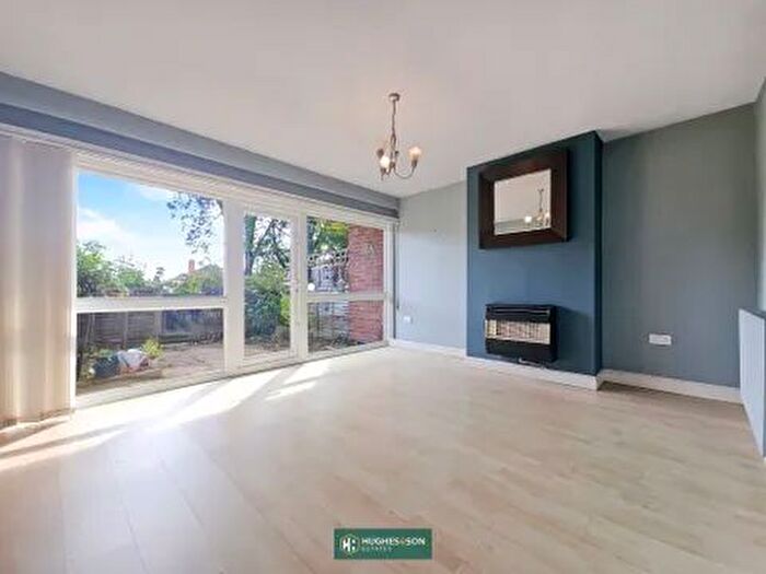 2 Bedroom Maisonette For Sale In Sewall Highway, Coventry, West Midlands, CV2