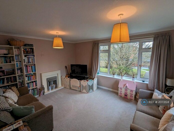 2 Bedroom Maisonette To Rent In Minster House, Beckenham, BR3