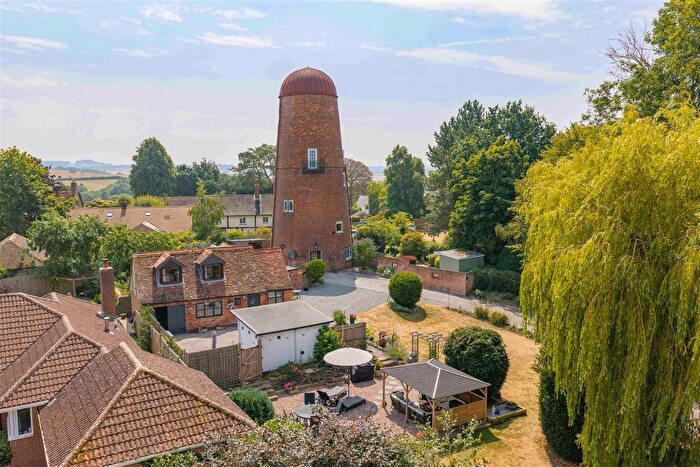 4 Bedroom Detached House For Sale In Church Road, Braunston, NN11