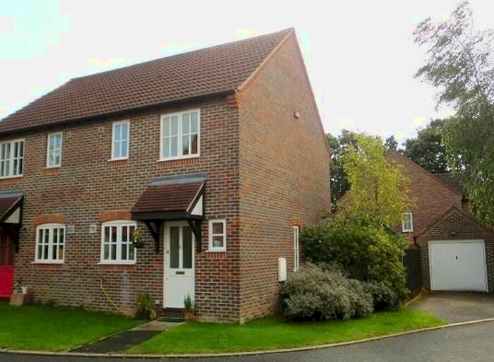 2 Bedroom End Of Terrace House To Rent In Thatcham, Berkshire, RG18