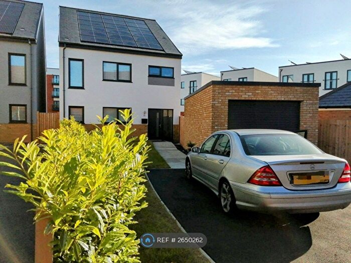 4 Bedroom Detached House To Rent In Wentworth Drive, Weldon, NN17