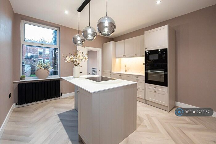 2 Bedroom Terraced House To Rent In Vienna Road, Stockport, SK3