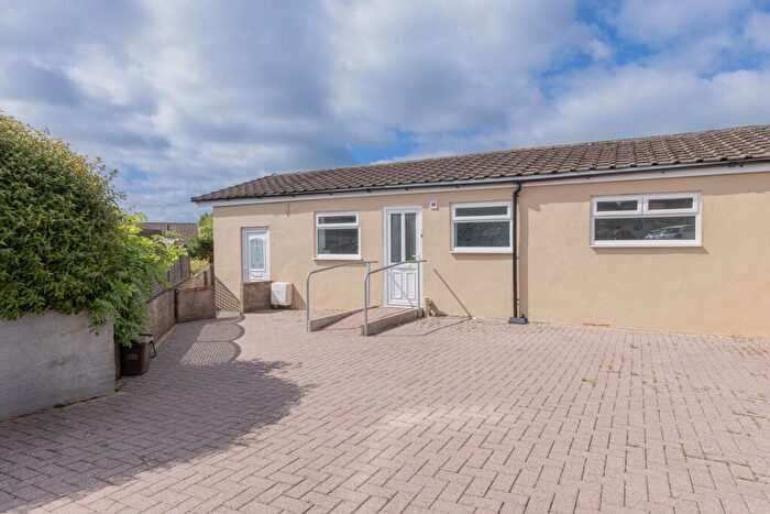 3 Bedroom Semi-Detached House For Sale In Clairwain, New Inn, NP4