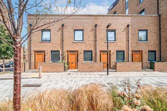 2 Bedroom Terraced House To Rent In Pelton Road, Greenwich, London, SE10