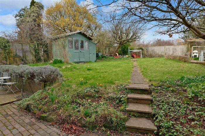 3 Bedroom Semi-Detached House For Sale In Barcombe Mills Road, Barcombe, Lewes, East Sussex, BN8