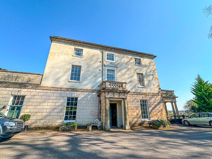 2 Bedroom Flat For Sale In Walford House, Walford Cross, Taunton, Somerset, TA2