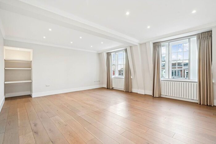1 Bedroom Flat To Rent In Shelton House, Sloane Street, SW1X