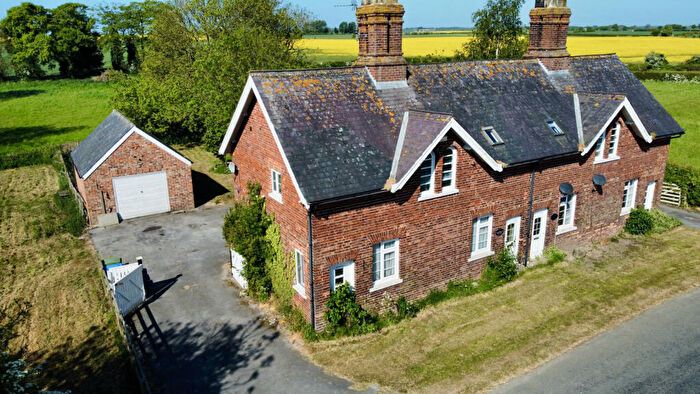 4 Bedroom House For Sale In Danthorpe Road, Humbleton, HU11