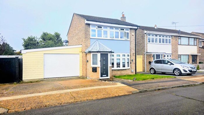 3 Bedroom Detached House For Sale In Trent, Tilbury, RM18