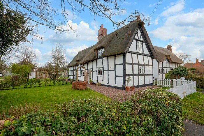 3 Bedroom Cottage For Sale In Church Road, Crowle, Worcester, Worcestershire, WR7