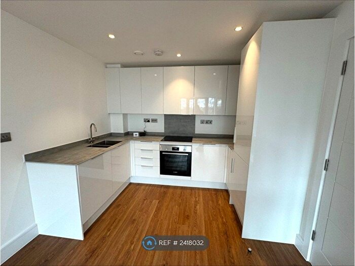 1 Bedroom Flat To Rent In Broma Plce, Bristol, BS5