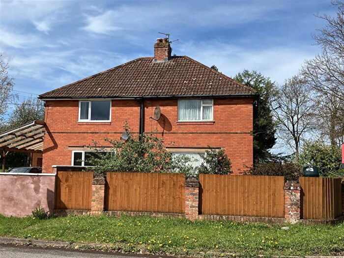 3 Bedroom Semi-Detached House For Sale In Whiteball, Wellington, TA21