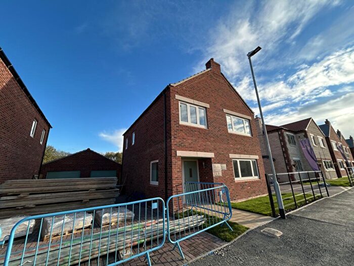 4 Bedroom House To Rent In Royal Meadow, Leadenham, LN6