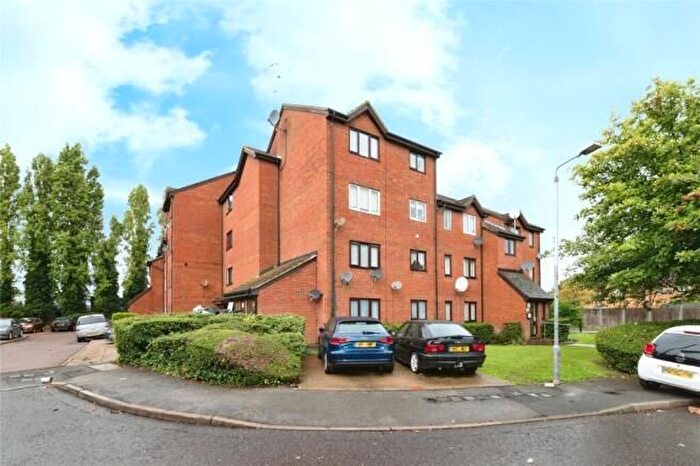 1 Bedroom Flat To Rent In Porter Close, Grays, RM20