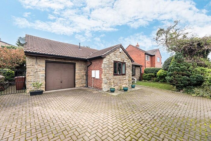 3 Bedroom Detached Bungalow For Sale In Front Street, Castleford, WF10