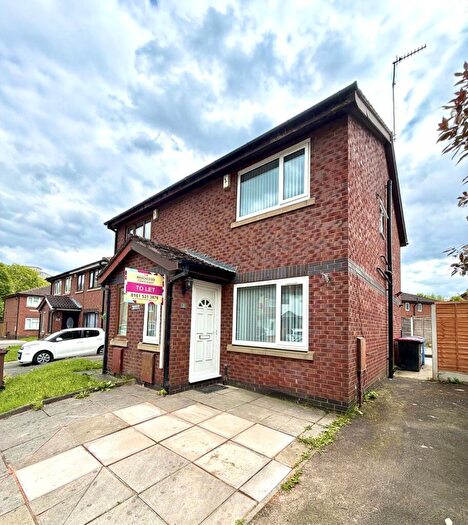 2 Bedroom Property To Rent In Kersal Way, Salford, M7
