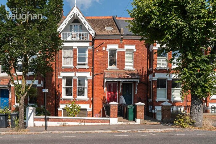 1 Bedroom Flat To Rent In Preston Drove, Brighton, East Sussex, BN1