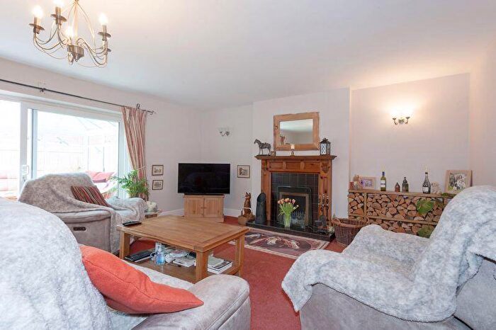 4 Bedroom Detached House For Sale In Barleycroft Terrace, Scholar Green, ST7