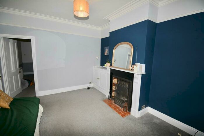 1 Bedroom Flat To Rent In Strode Road, Clevedon, BS21