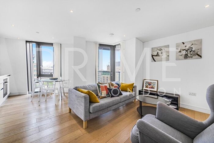 2 Bedroom Flat For Sale In Parliament House, Black Prince Road, Albert Embankment, SE1