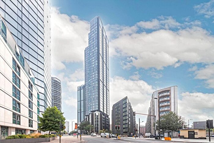 1 Bedroom Flat To Rent In Bollinder Place, Clerkenwell, EC1V