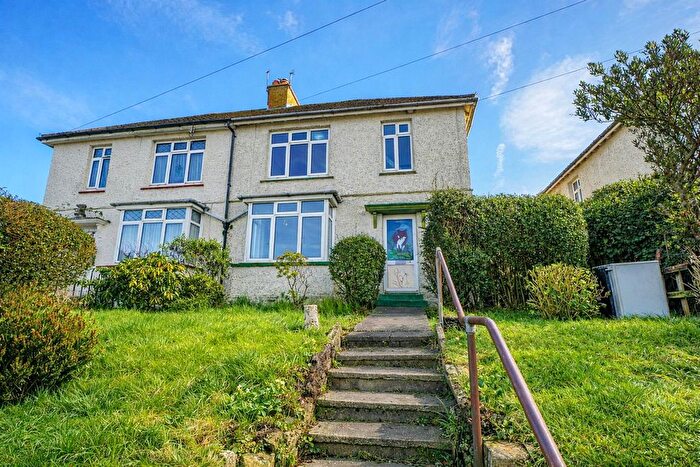 3 Bedroom Semi Detached House For Sale In Rye Road, Hastings, TN35