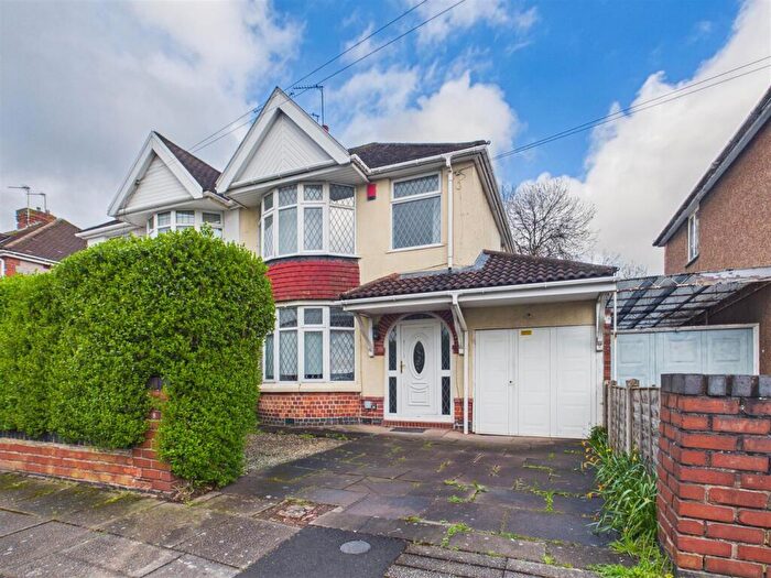 3 Bedroom Semi Detached House For Sale In Mary Herbert Street, Coventry * Vacant & No Upward Chain *, CV3