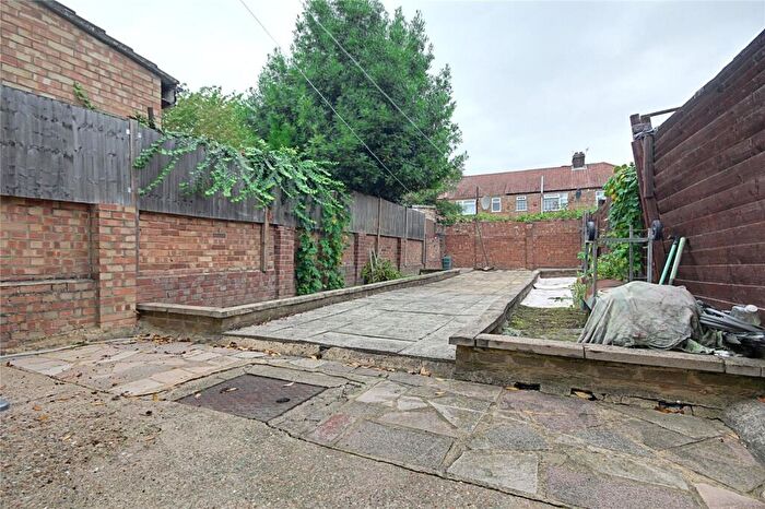 3 Bedroom Terraced House To Rent In Oaklands Avenue, London, N9