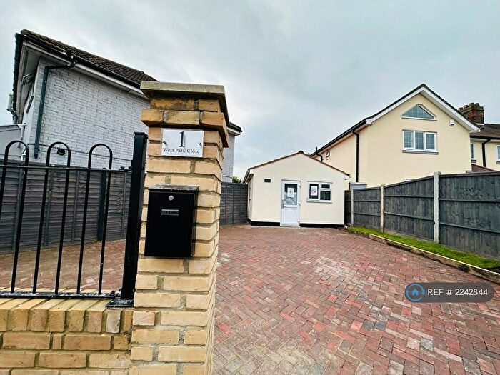 1 Bedroom Detached House To Rent In West Park Close, London, RM6