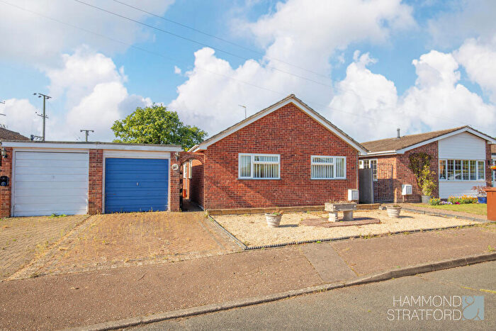 3 Bedroom Bungalow For Sale In Poplar Way, Attleborough, NR17