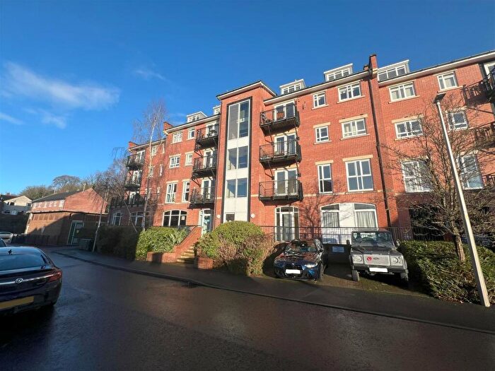3 Bedroom Apartment For Sale In Mill Green, Congleton, CW12