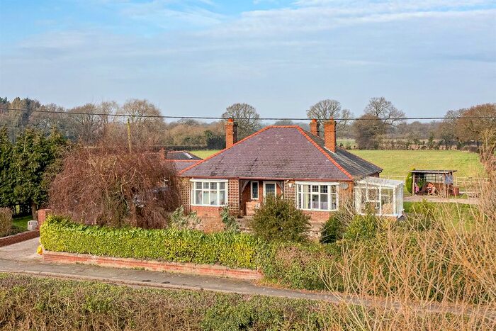 4 Bedroom Detached Bungalow For Sale In Plough Lane, Christleton, Chester, CH3