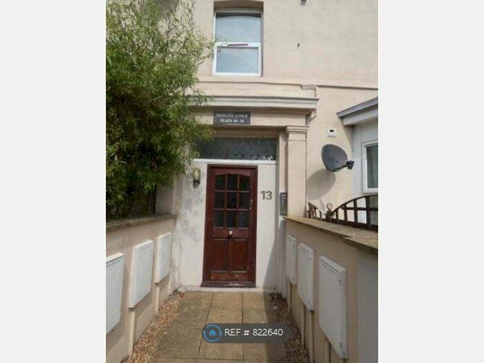 3 Bedroom Flat To Rent In Norwich Avenue, Bournemouth, BH2