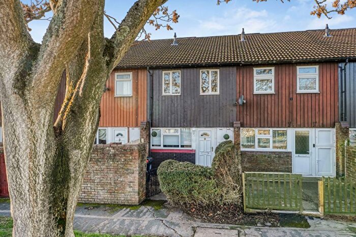 3 Bedroom Terraced House For Sale In Pipard, Great Linford, Milton Keynes, MK14