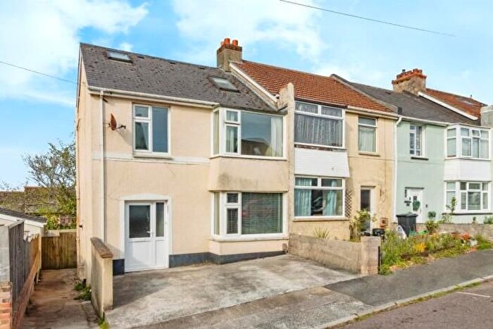 4 Bedroom Semi-Detached House To Rent In Elm Park, Paignton, TQ3