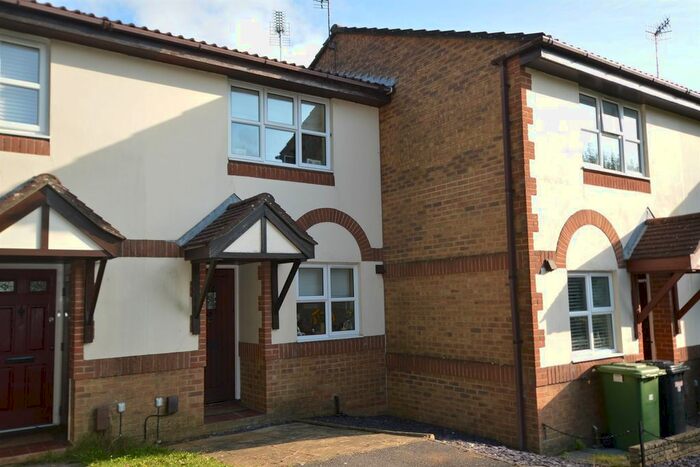 2 Bedroom Terraced House To Rent In Godwin Crescent, Clanfield, Hampshire, PO8