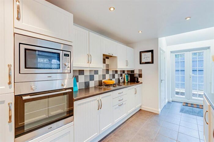 2 Bedroom Cottage For Sale In Pantmawr Road, Whitchurch, Cardiff, CF14