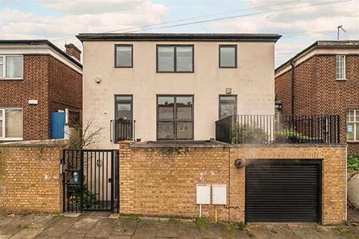 4 Bedroom Property For Sale In Winforton Street, Greenwich, SE10