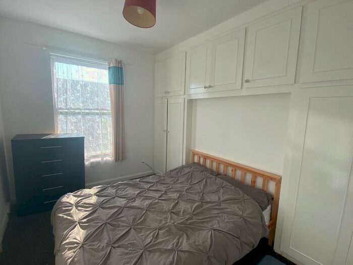 6 Bedroom Terraced House To Rent In Plane Street, Hull, HU3